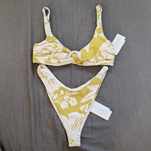 L*Space Bella Cabana Bikini Set Havana Blooms